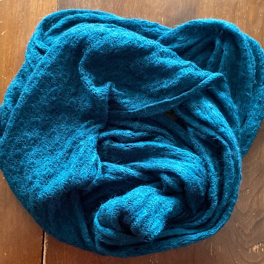 Infinity scarf turquoise blue